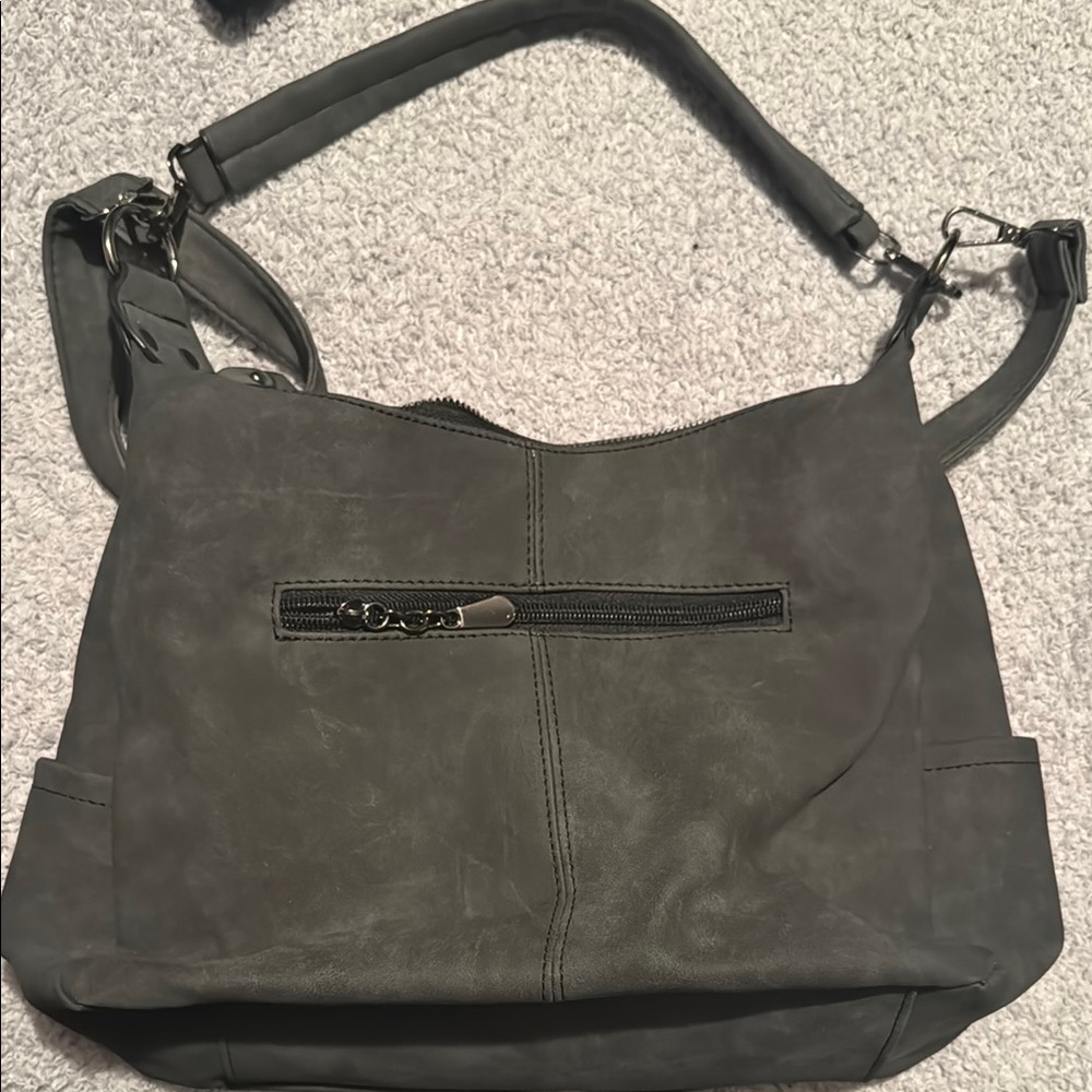 Chic Gray Shoulder Bag